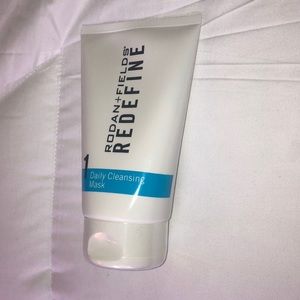 R&F Redefine Cleansing Mask
